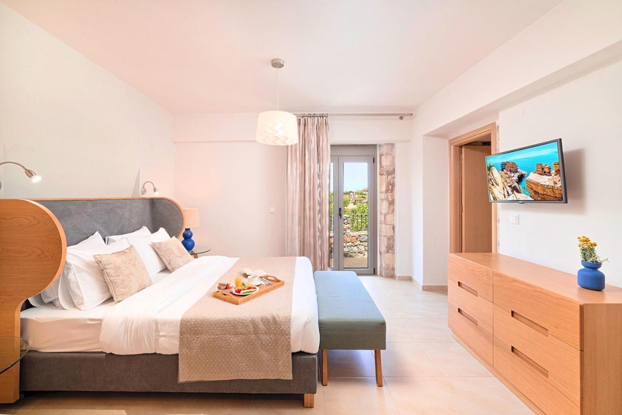 Acrothea Villa Heated Pool Ханя Екстериор снимка